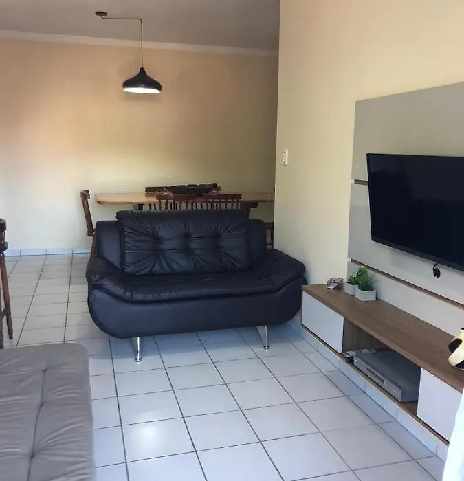 Apartamento em Ubatuba - Praia Grande-1